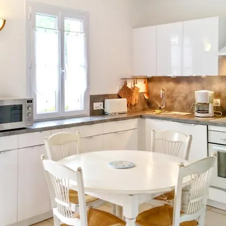 Casa vacanze Maison Charmante à Le Bois-plage-en-ré Avec Piscine Partagée